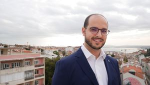 goncalo-correia-phd-in-electrical-and-computer-engineering-wins-the-vencer-o-adamastor-award