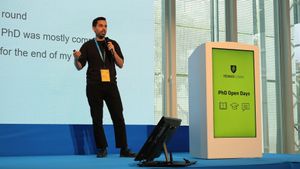 alumni-session-joao-gante-partilha-a-sua-jornada-enquanto-estudante-do-doutoramento-em-engenharia-eletrotecnica-e-de-computadores