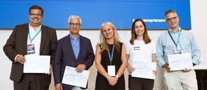 ana-clara-marques-recebe-diploma-de-entrepreneurship-professor